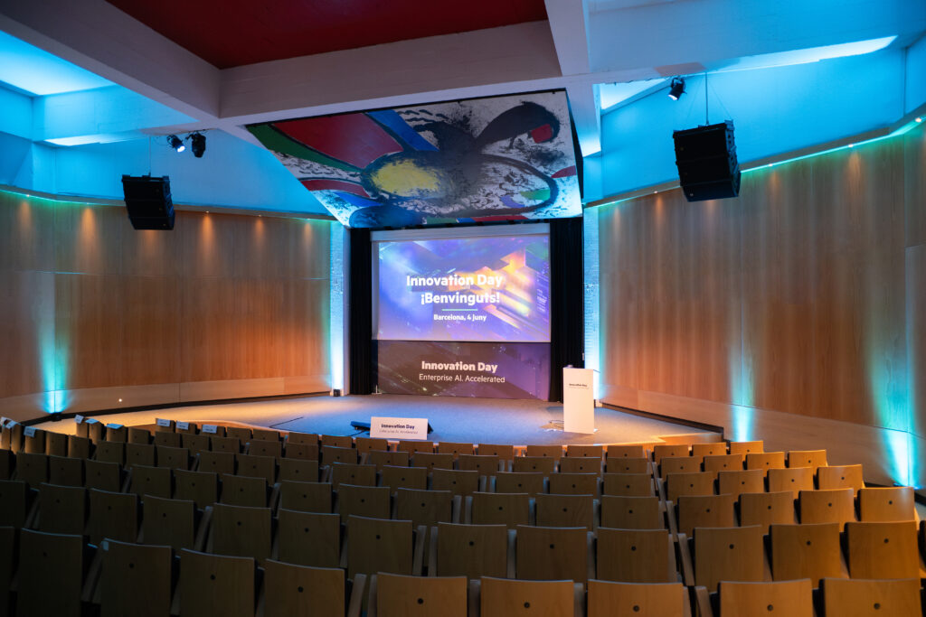 Corporate event photography in Barcelona – Professional conference photographer